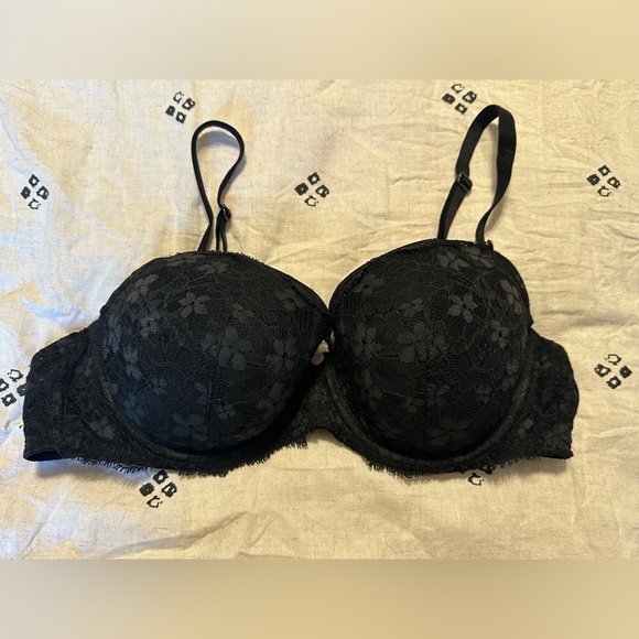 Victoria’s Secret Dream Angels Lined Demi - Picture 1 of 3